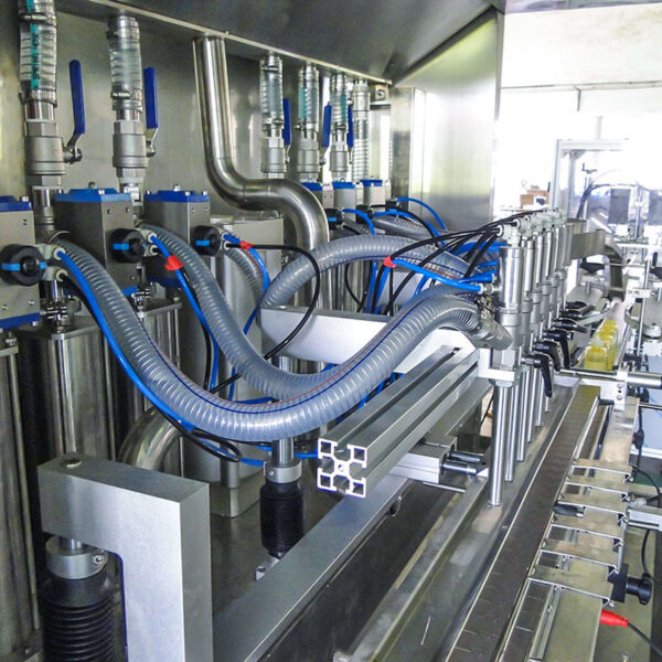 Fully Automatic Piston Pump Filling Line