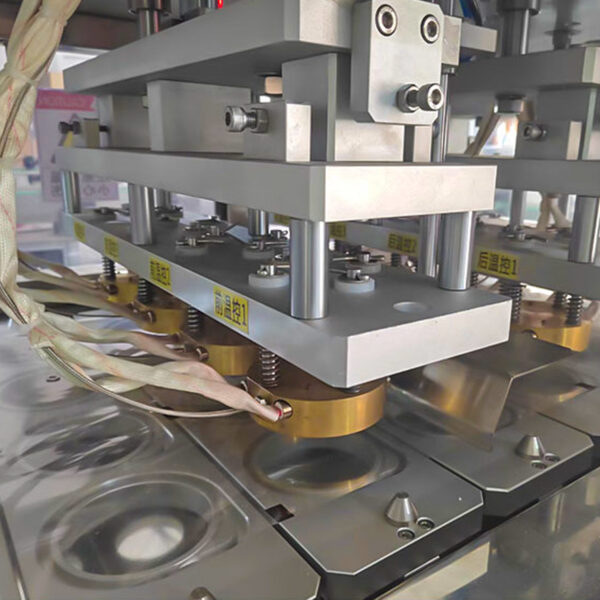 自动灌装封杯机_14.0 In-Line Filling and Cup Sealing Machine